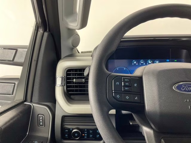 2026 Oxford White Ford Super Duty F-250 SRW XLT 4X4 Truck