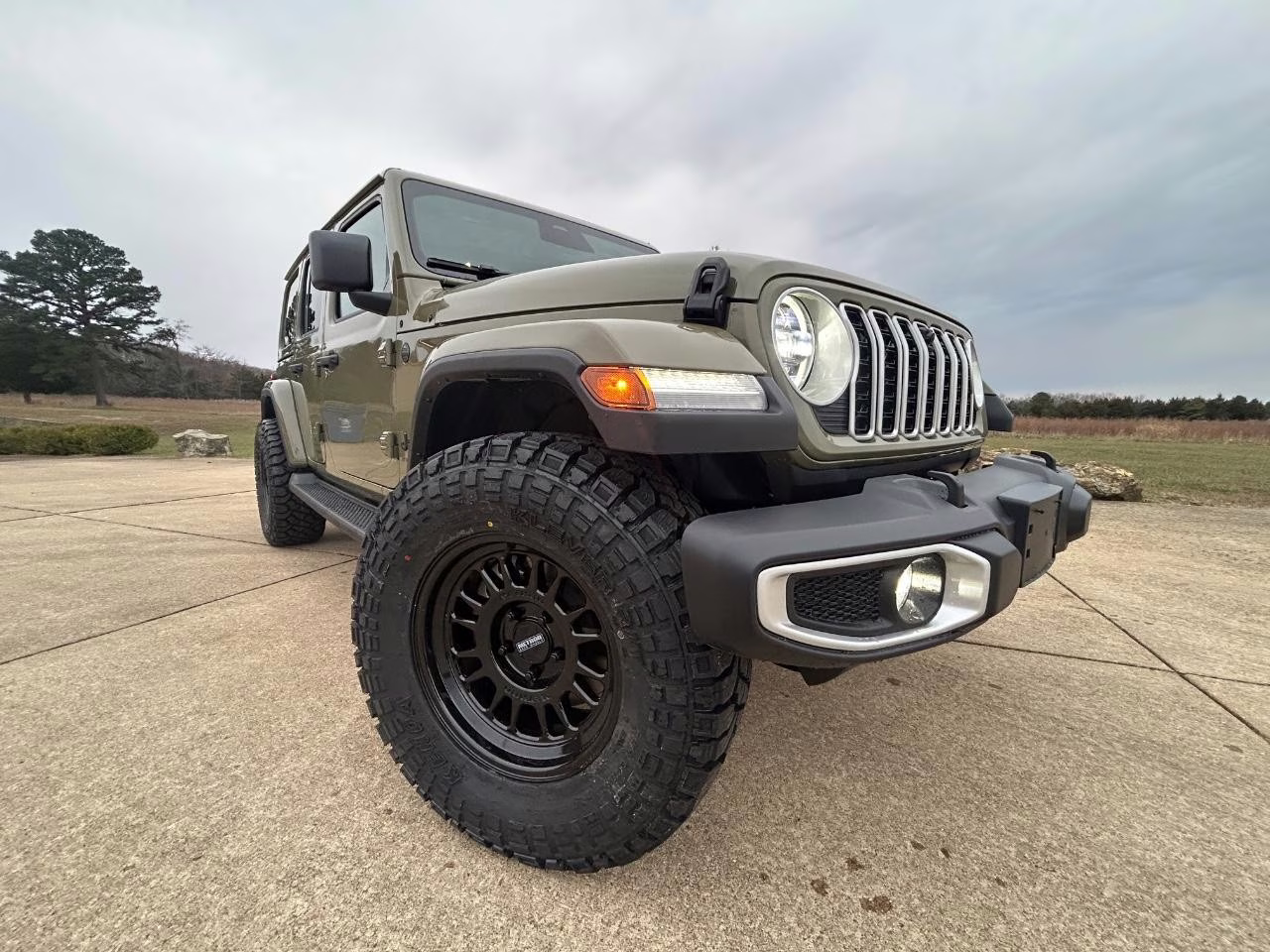 2026 41 Jeep Wrangler Sahara 4X4 SUV