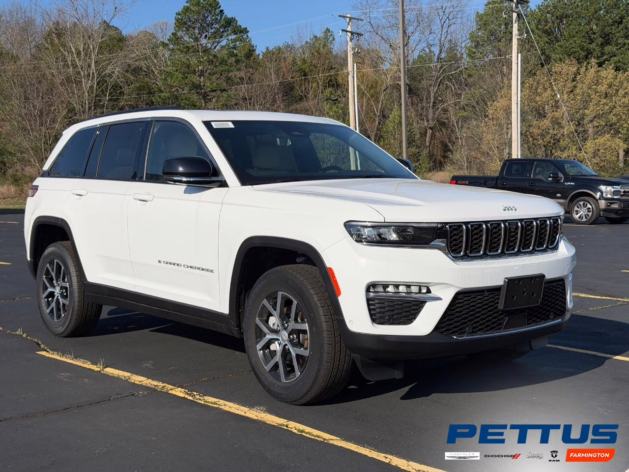 2025 Bright White Clearcoat Jeep Grand Cherokee Limited 4X4 SUV
