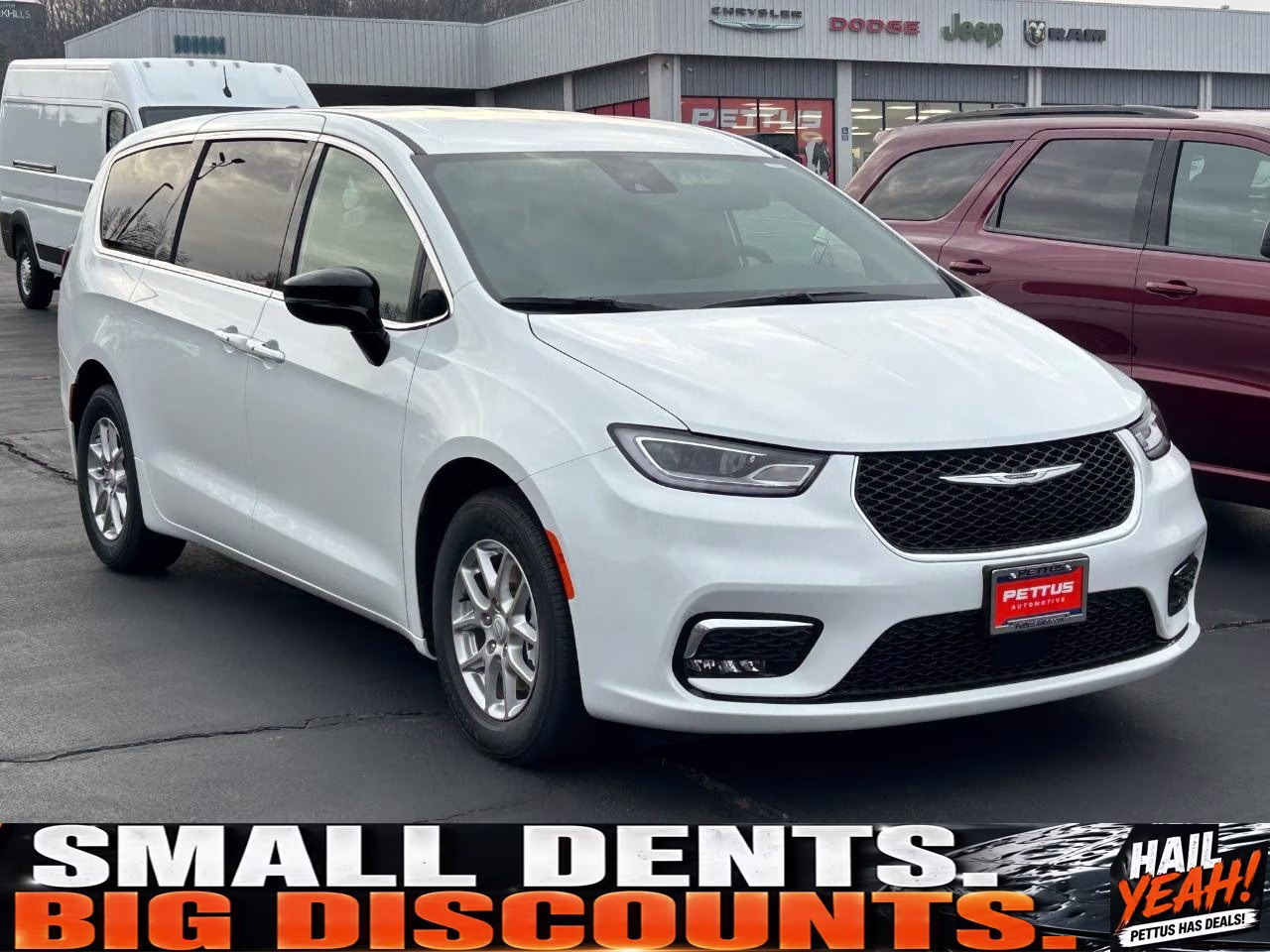 2026 Bright White Clearcoat Chrysler Pacifica Select FWD Van