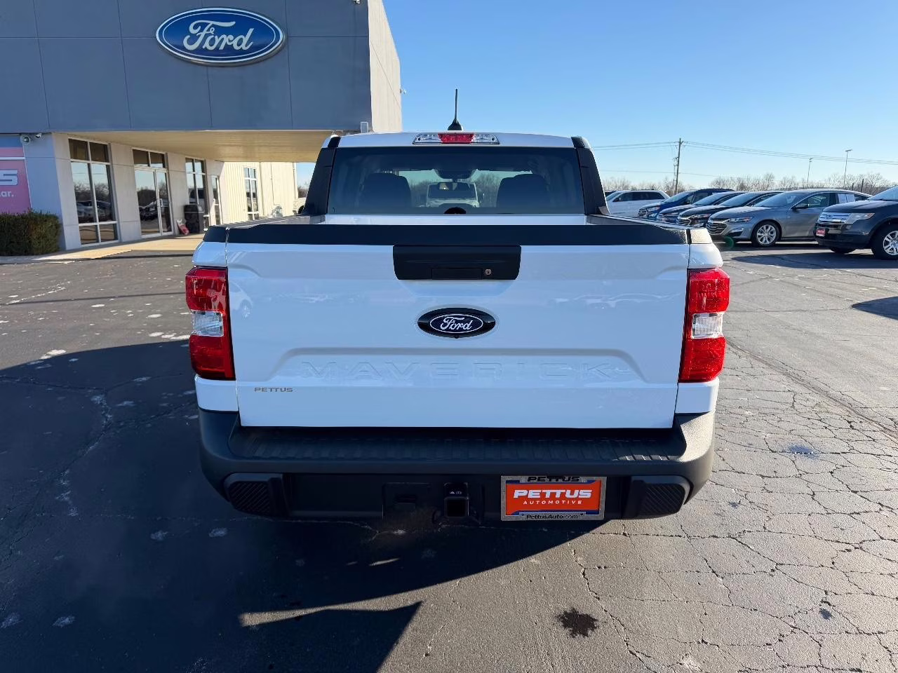 2026 Oxford White Ford Maverick XL AWD Truck