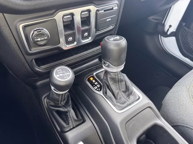 2026 Bright White Clearcoat Jeep Wrangler Sport 4X4 Convertible