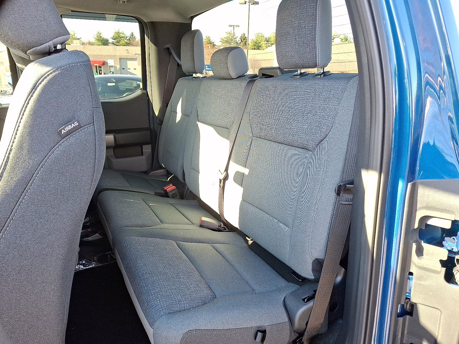 2025 Atlas Blue Metallic - B3 Ford F-150 XLT 4X4