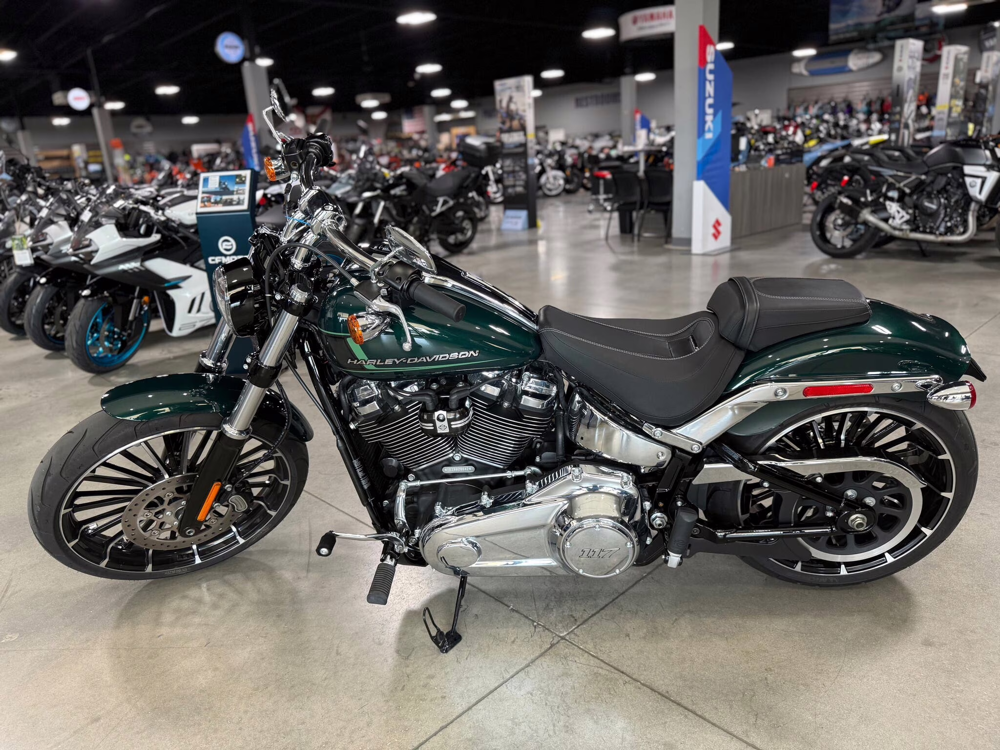 2024 Harley-Davidson Breakout Motorcycle