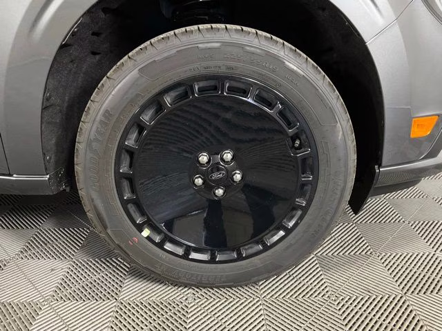 2026 Gray Metallic Ford Maverick Lobo Standard AWD Truck