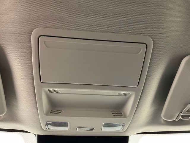 2026 White Metallic Ford Maverick Lobo Standard AWD Truck