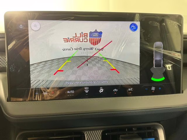 2026 White Metallic Ford Maverick Lobo Standard AWD Truck