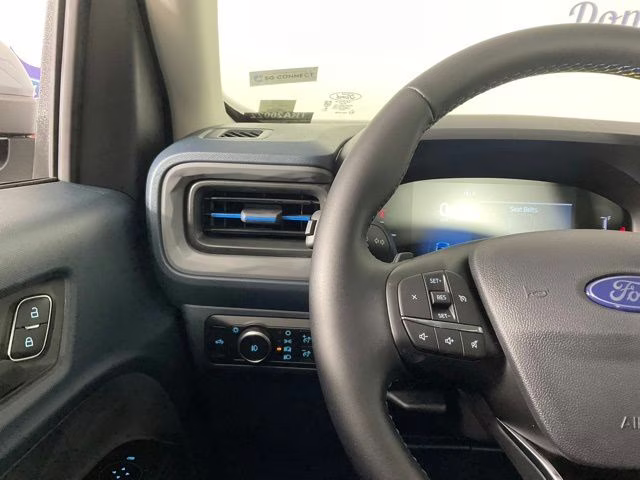 2026 White Metallic Ford Maverick Lobo Standard AWD Truck