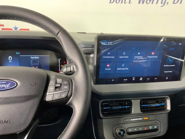 2026 White Metallic Ford Maverick Lobo Standard AWD Truck