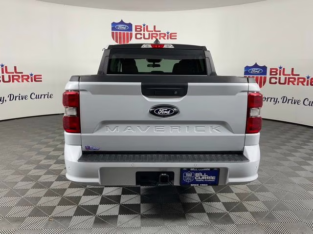 2026 White Metallic Ford Maverick Lobo Standard AWD Truck
