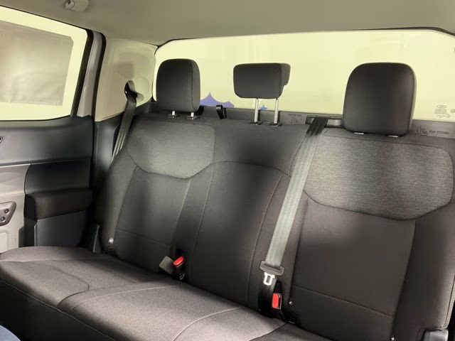 2026 White Metallic Ford Maverick XL AWD Truck