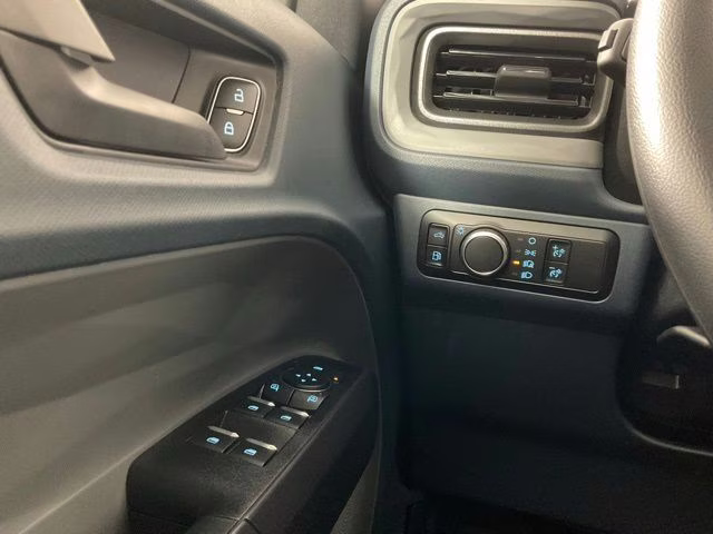 2026 White Metallic Ford Maverick XL AWD Truck