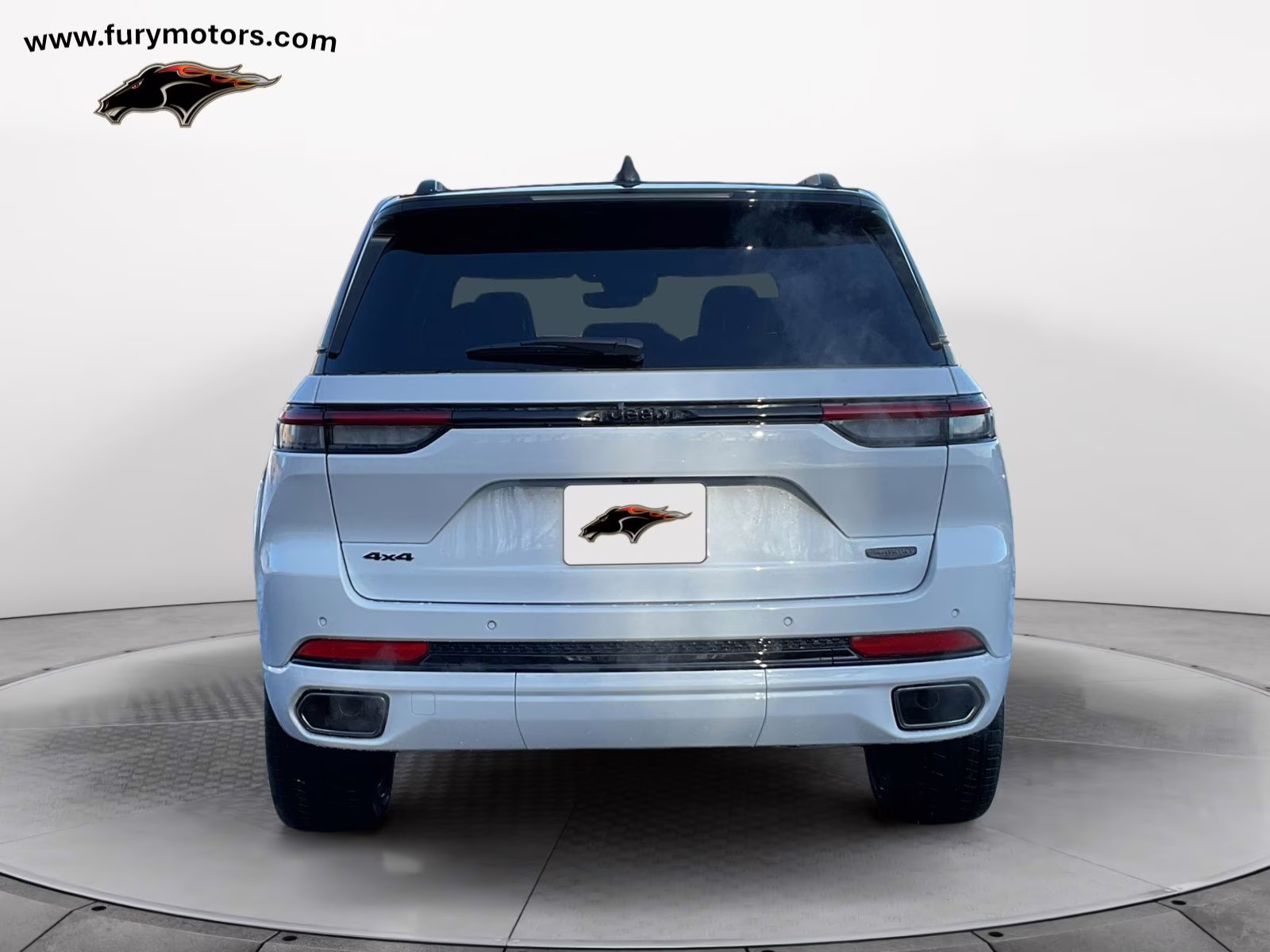 2025 Bright White Clearcoat Jeep Grand Cherokee Summit 4X4 SUV