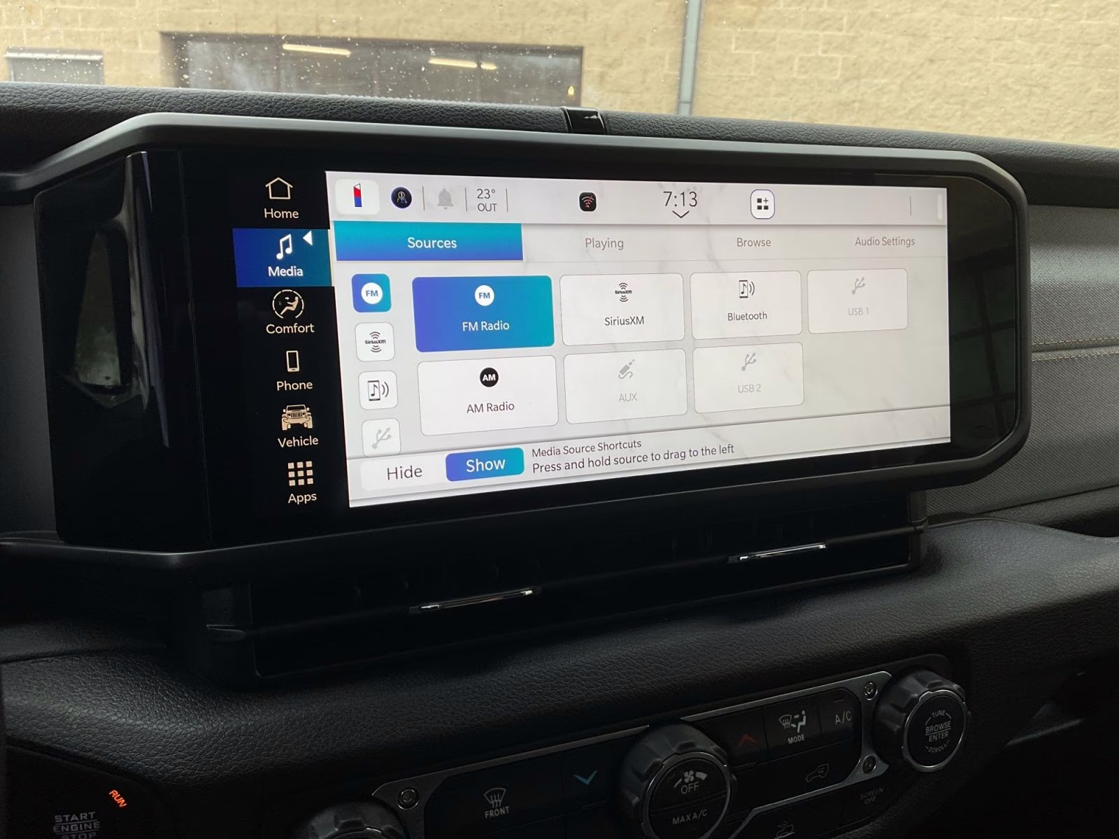 2026 Bright White Clearcoat Jeep Gladiator Sport S 4X4 Truck