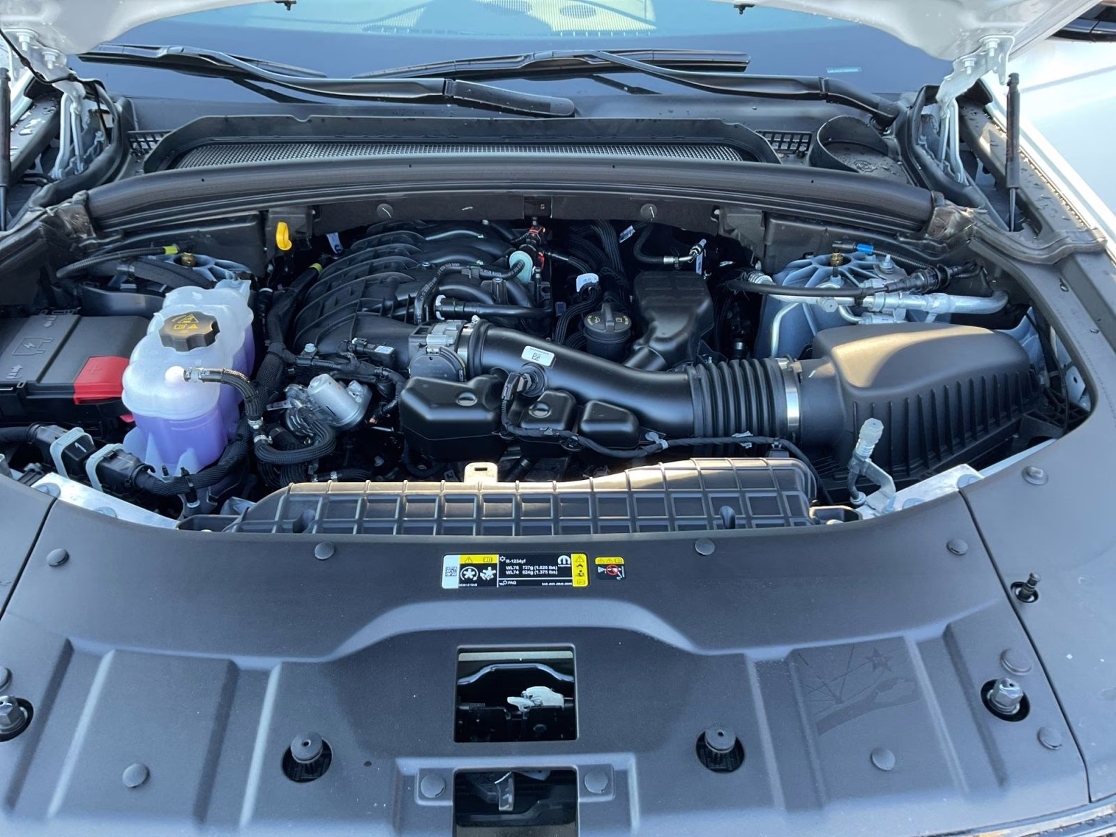 2025 Bright White Clearcoat Jeep Grand Cherokee Summit 4X4 SUV