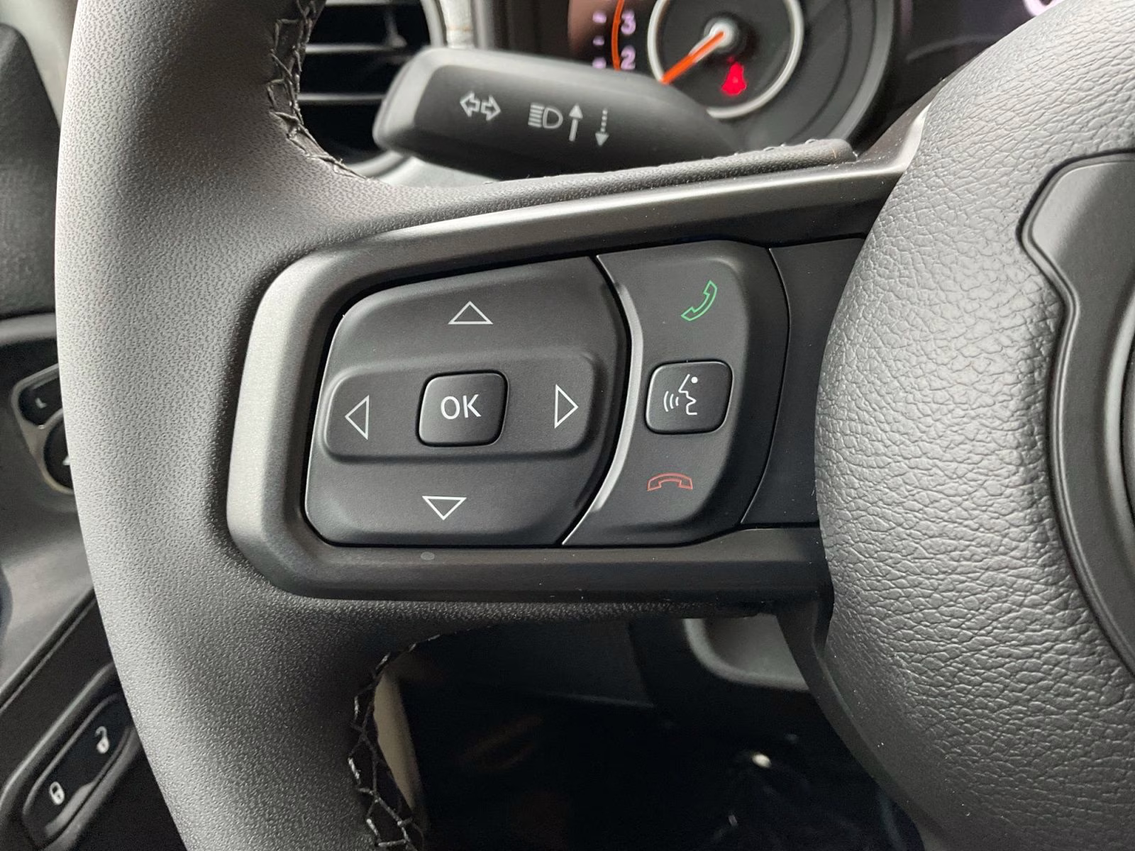 2026 Bright White Clearcoat Jeep Gladiator Sport S 4X4 Truck