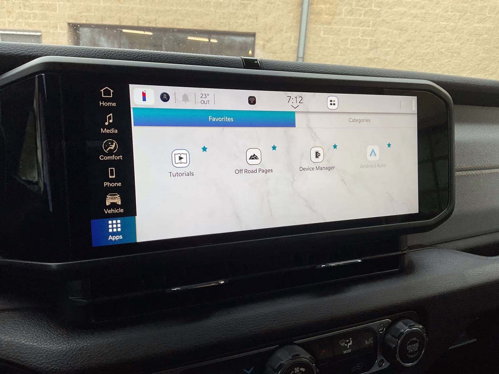 2026 Bright White Clearcoat Jeep Gladiator Sport S 4X4 Truck