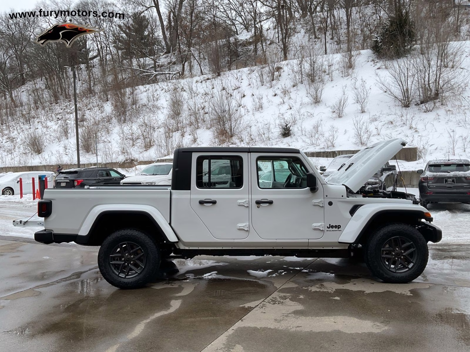 2026 Bright White Clearcoat Jeep Gladiator Sport S 4X4 Truck