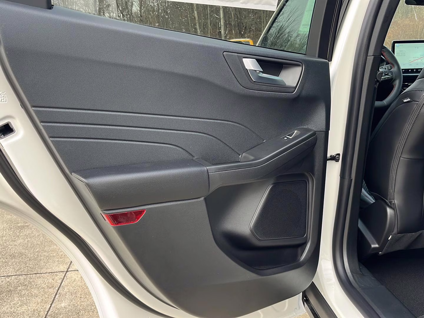 2026 Star White Metallic Tri-Coat Ford Escape ST-Line Select AWD SUV