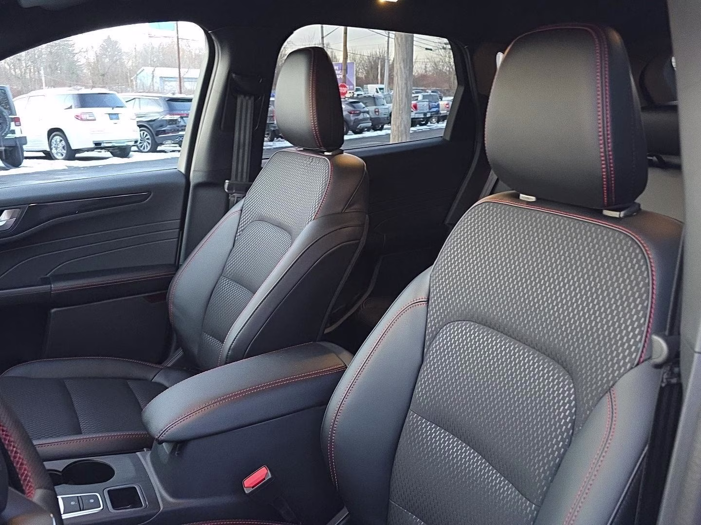 2026 Star White Metallic Tri-Coat Ford Escape ST-Line AWD SUV