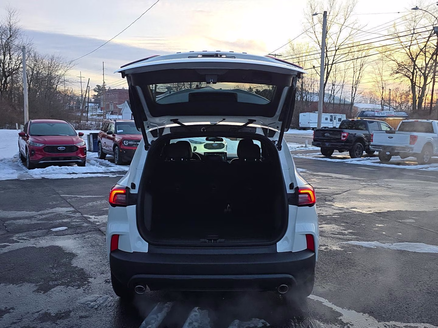 2026 Star White Metallic Tri-Coat Ford Escape ST-Line AWD SUV