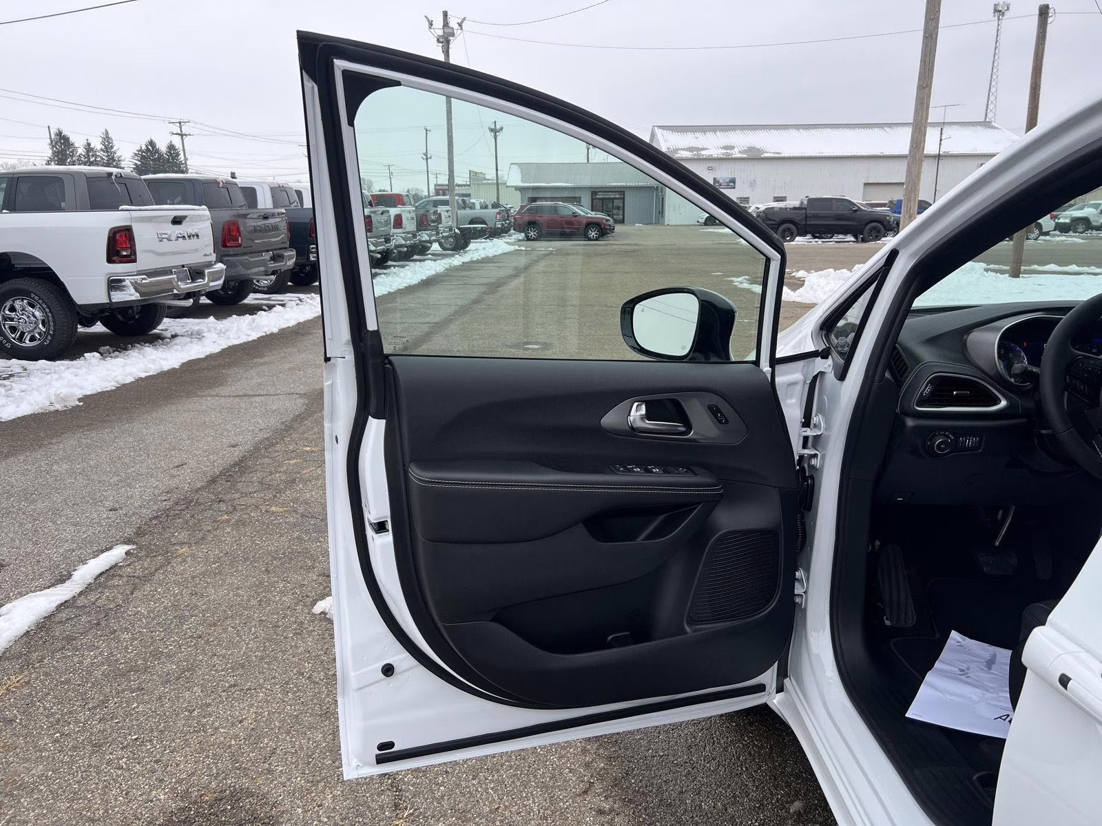 2026 Bright White Clearcoat Chrysler Pacifica Select AWD Van