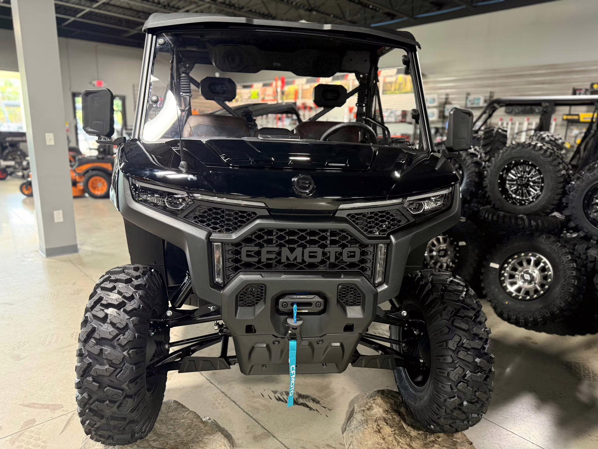 2025 BLK CFMOTO UFORCE U10 Pro UTV