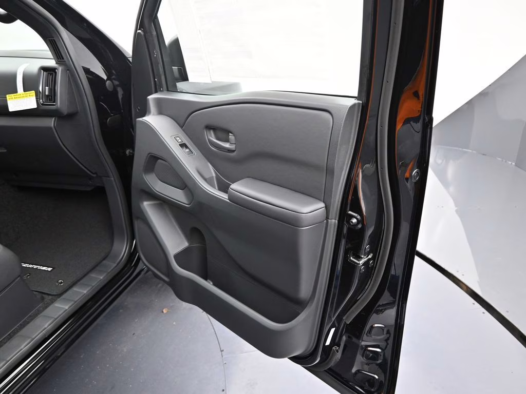 2026 Super Black Nissan Frontier SV 4X4 Truck
