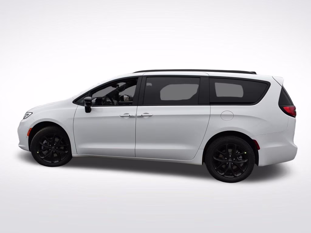 2026 Bright White Clearcoat Chrysler Pacifica Limited AWD Van