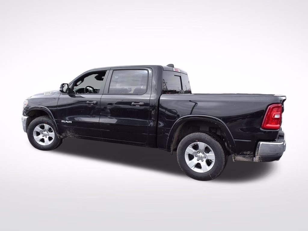 2026 Diamond Black Crystal Pearlcoat Ram 1500 Big Horn/Lone Star 4X4 Truck