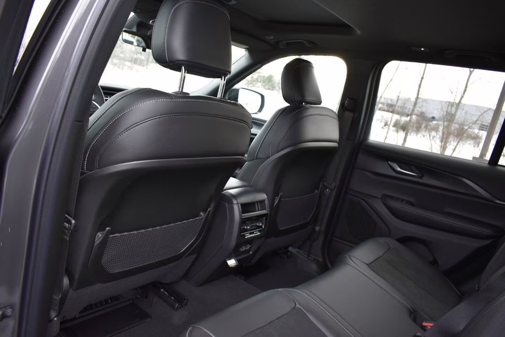 2025 Baltic Gray Metallic Clearcoat Jeep Grand Cherokee Altitude X 4X4 SUV