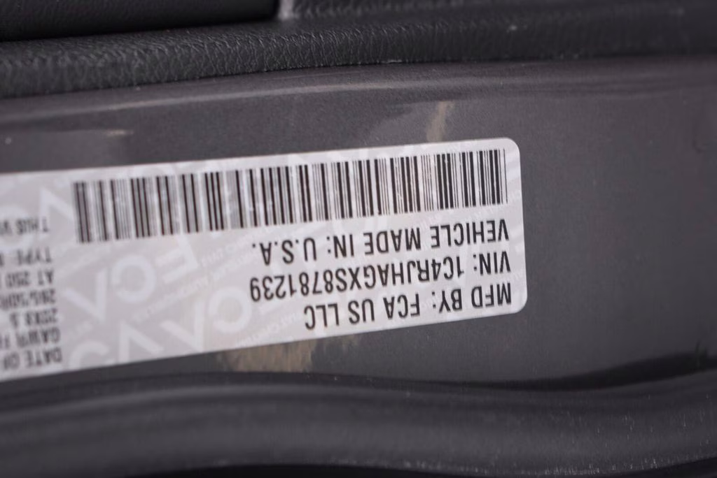 2025 Baltic Gray Metallic Clearcoat Jeep Grand Cherokee Altitude X 4X4 SUV