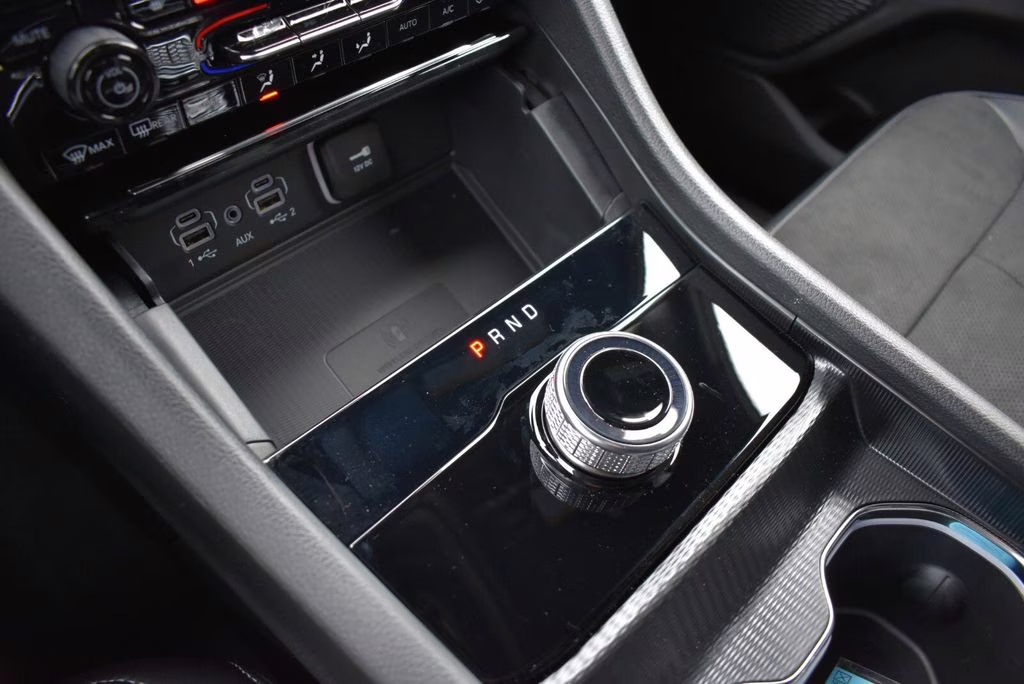 2025 Baltic Gray Metallic Clearcoat Jeep Grand Cherokee Altitude X 4X4 SUV