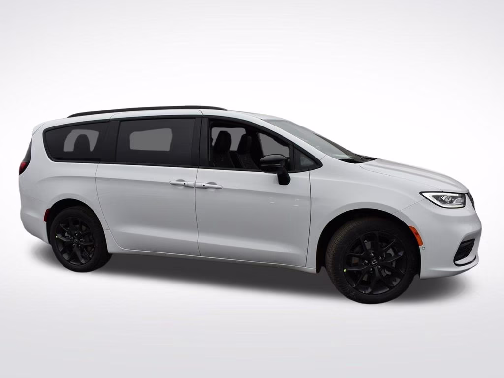 2026 Bright White Clearcoat Chrysler Pacifica Limited AWD Van