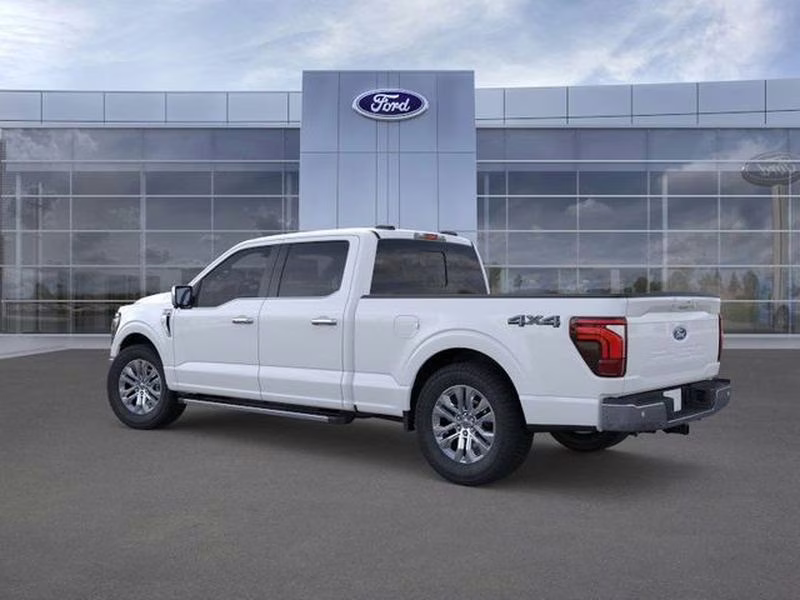 2025 Oxford White Ford F-150 LARIAT 4X4 Truck