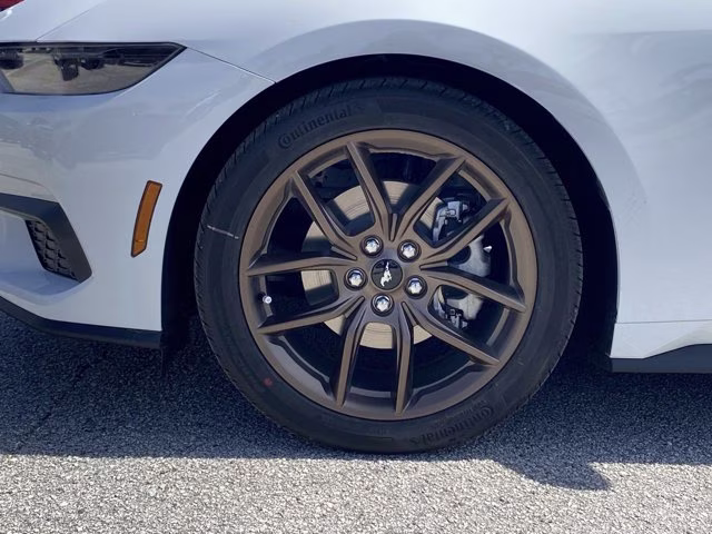 2026 Oxford White Ford Mustang EcoBoost Premium RWD Coupe
