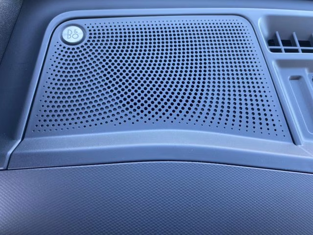 2026 Oxford White Ford Bronco Badlands 4X4 Convertible