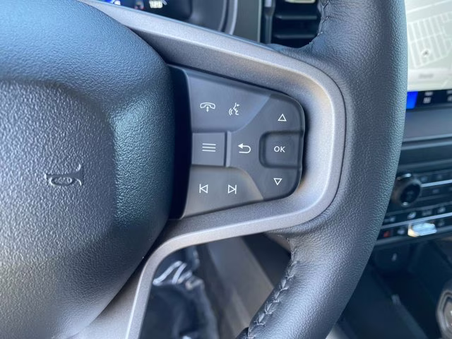 2026 Oxford White Ford Bronco Badlands 4X4 Convertible