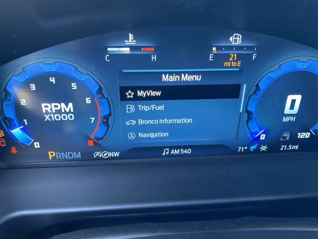 2026 Oxford White Ford Bronco Badlands 4X4 Convertible