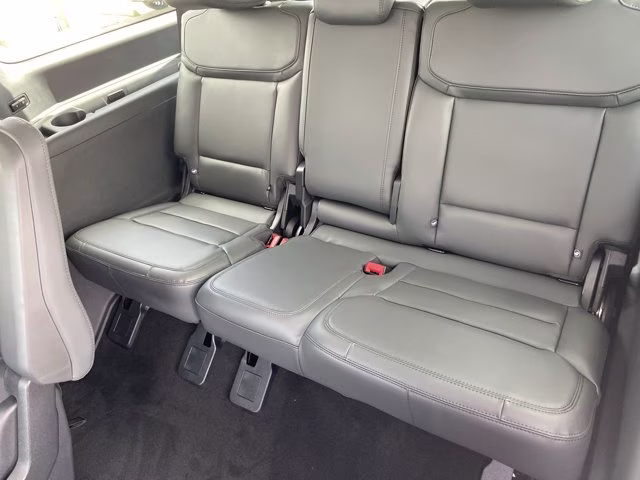 2026 Agate Black Metallic Ford Expedition Max Active 4X4 SUV