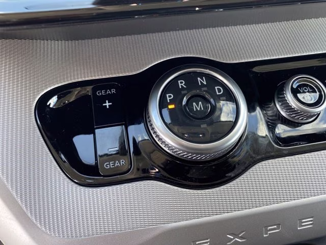 2026 Agate Black Metallic Ford Expedition Max Active 4X4 SUV