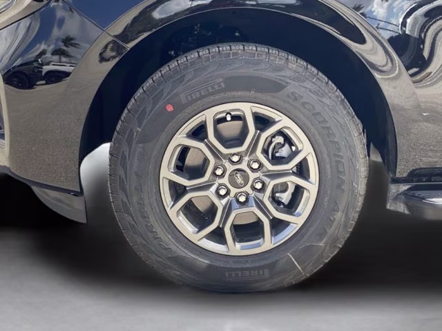 2026 Agate Black Metallic Ford Expedition Max Active 4X4 SUV