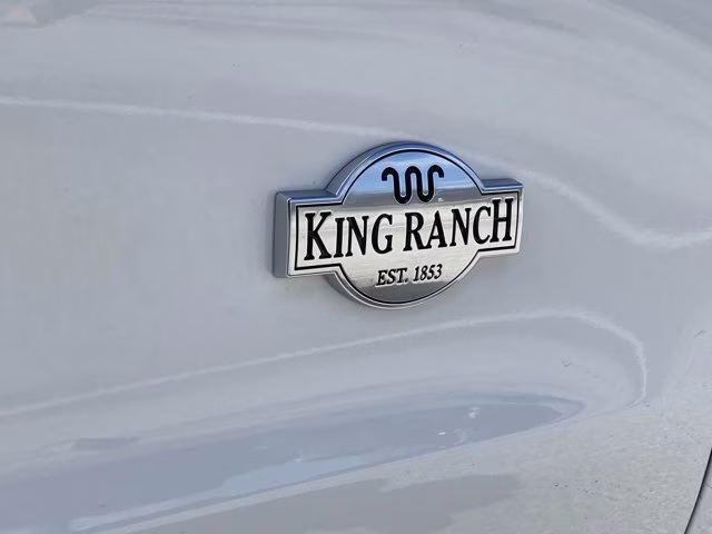 2026 Star White Metallic Tri-Coat Ford Expedition Max King Ranch 4X4 SUV