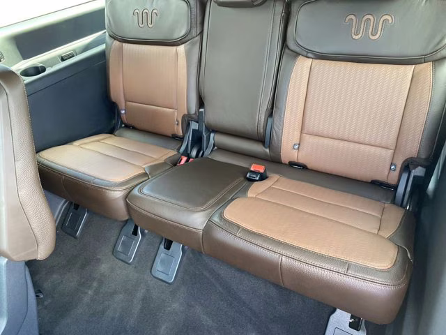 2026 Star White Metallic Tri-Coat Ford Expedition Max King Ranch 4X4 SUV