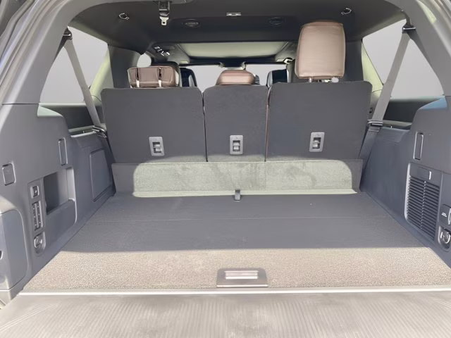 2026 Star White Metallic Tri-Coat Ford Expedition Max King Ranch 4X4 SUV