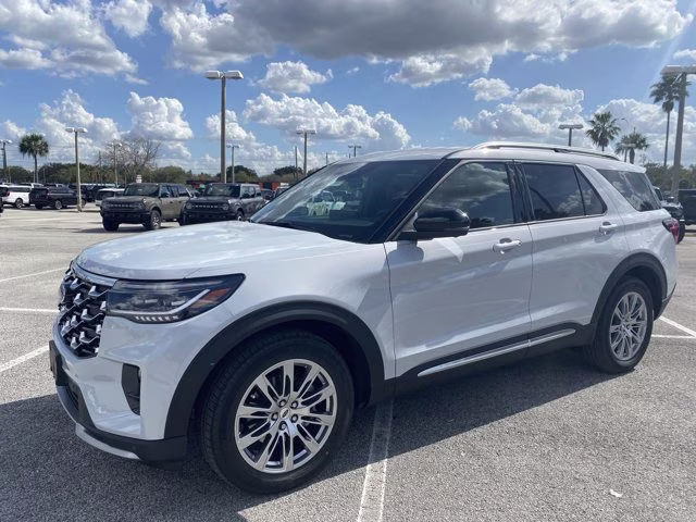 2026 Space White Metallic Ford Explorer Platinum RWD SUV