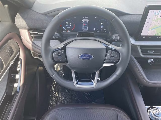 2026 Space White Metallic Ford Explorer Platinum RWD SUV