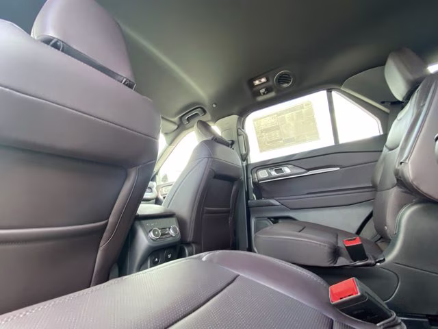 2026 Space White Metallic Ford Explorer Platinum RWD SUV