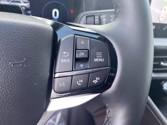 2026 Space White Metallic Ford Explorer Platinum RWD SUV