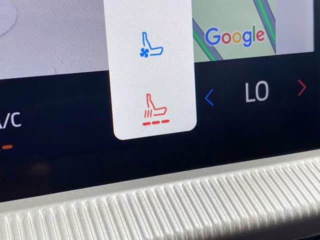 2026 Rapid Red Metallic Tinted Clearcoat Ford Explorer Platinum RWD SUV